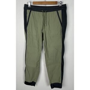The North Face Adventuress Capris Deep Lichen Green Size Medium Outdoor Active